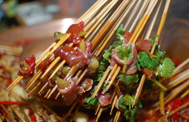 四川串串香加盟：合適的才是好的