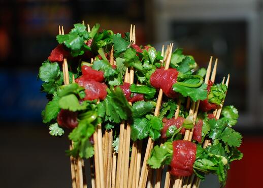 灌縣老媽串串香火鍋加盟——傾力打造川渝品牌